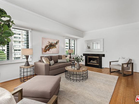 5th image of 10520 Wilshire Blvd APT 308