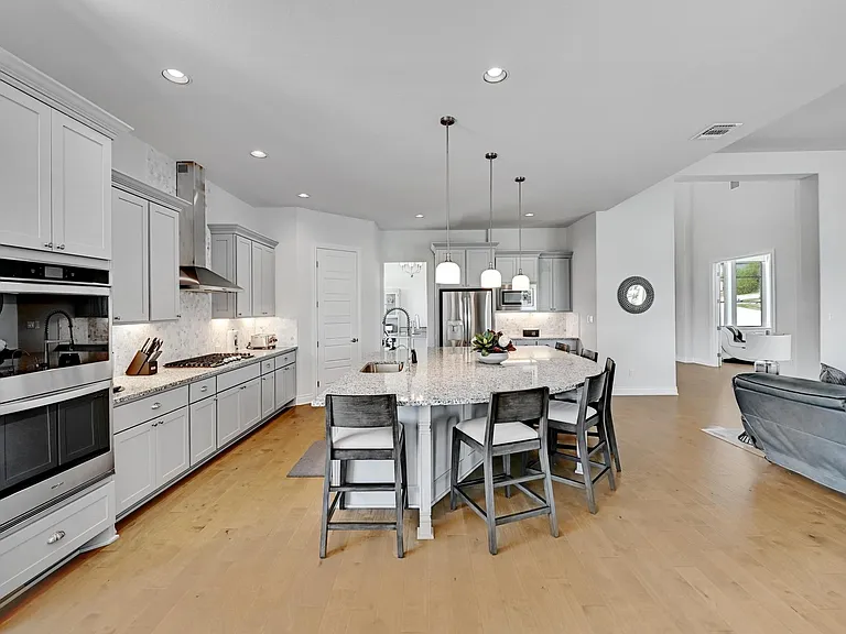 4809 Serene Hills Dr — Photo 9