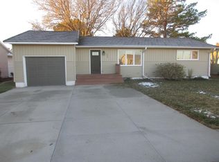 809 Amber St, Oakley, KS 67748