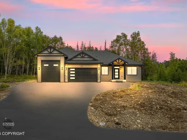 7267 N Paw St, Wasilla, AK 99654