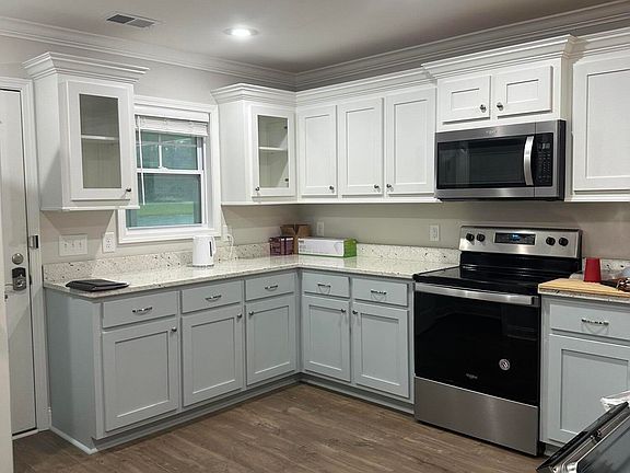 5th image of 2102 Eureka Way