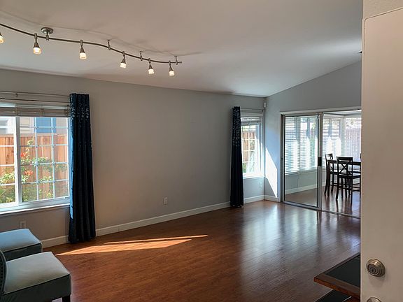 5th image of 5553 Crimson Cir