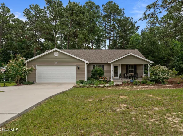 345 Pickett Circle, Vass, NC 28394