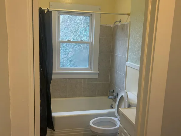 827 N Jackson St, Salisbury, NC 28144