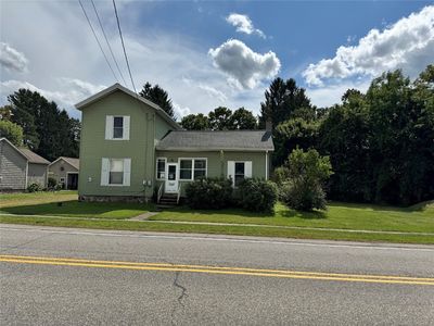 2363 E Center St, Waterford, PA, 16441