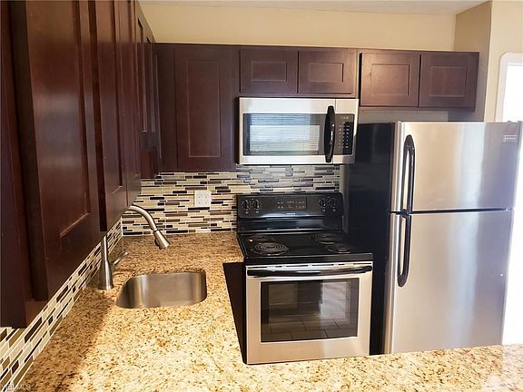 5th image of 4600 W 56th St