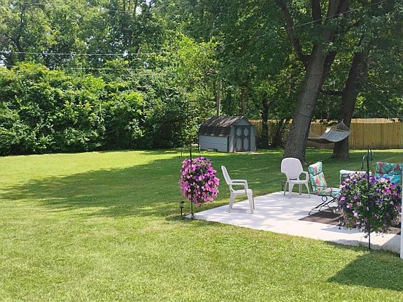 4th image of 38 Ramsey Dr