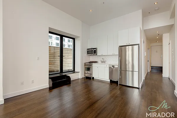 Rented by Mirador Real Estate | media 17