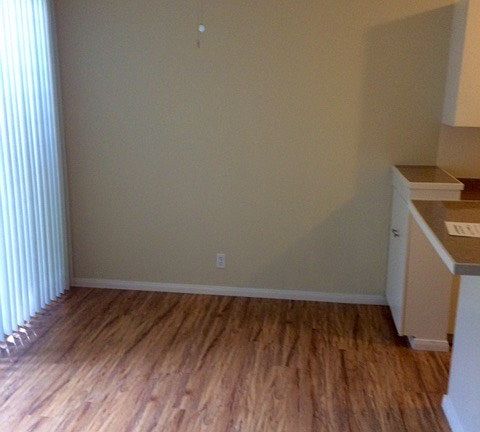 5th image of 1633 Amberwood Dr APT 23