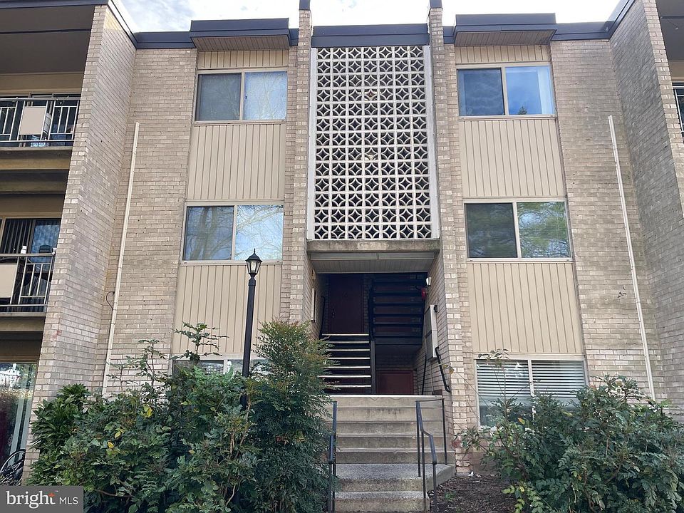 1st image of 12215 Braxfield Ct #101