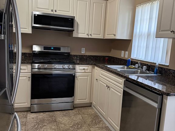 3rd image of 819 N Rembrandt Way #819