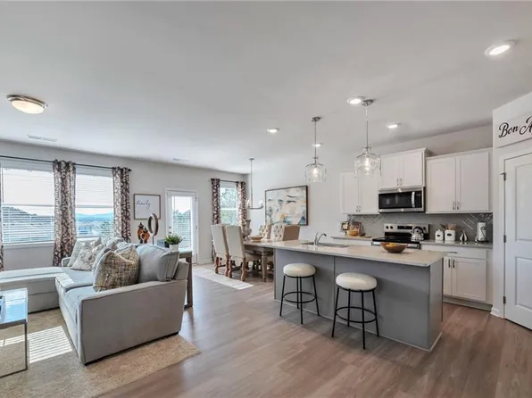 156 Millers Ln, Calhoun, GA 30701