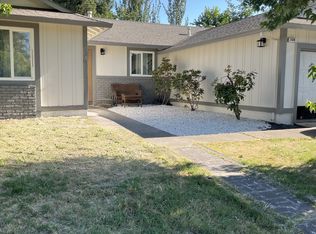 2326 Floral Way, Santa Rosa, CA 95403
