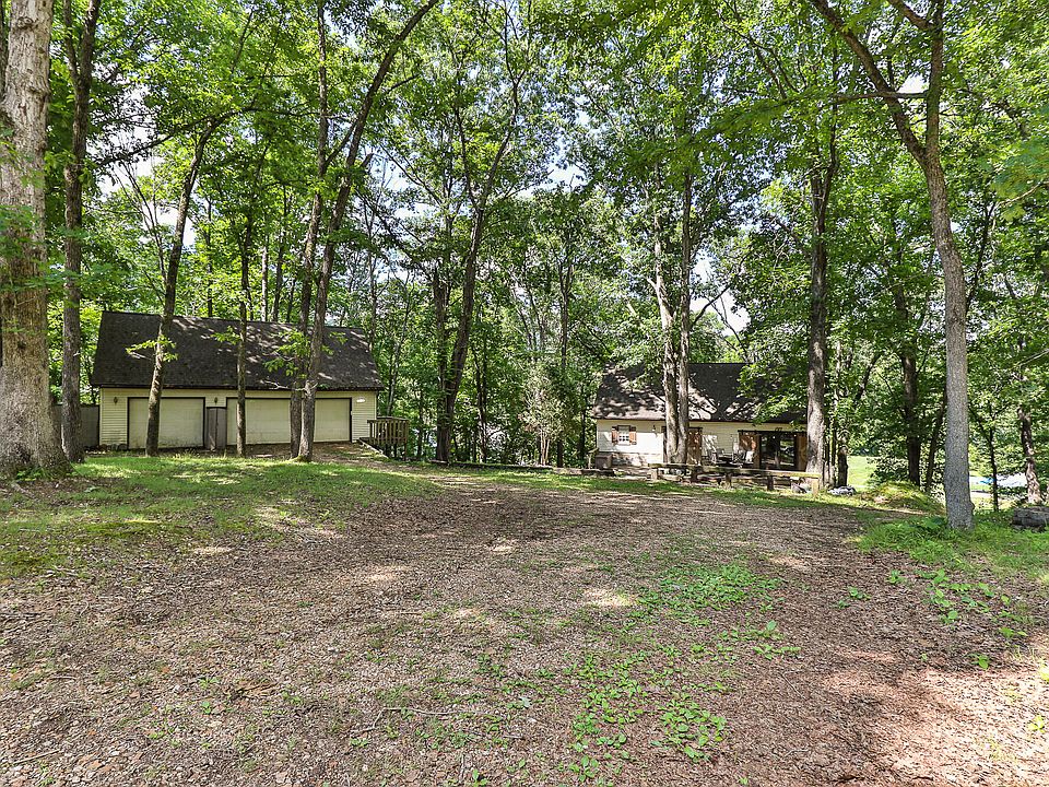 1st image of 811 Rainbow Valley Drive