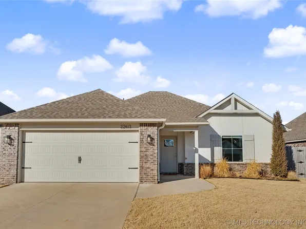 22613 E 102nd St S, Broken Arrow, OK 74014