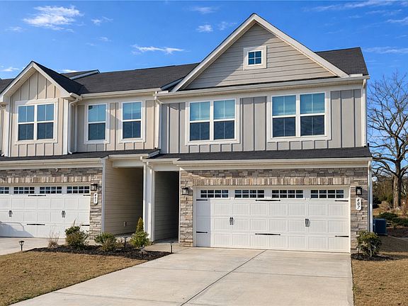 2nd image of 407 Camarillo Ln