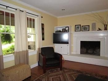 5th image of 2117 Bellwood Dr