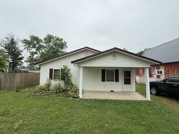120 S Rose St, Oran, MO 63771