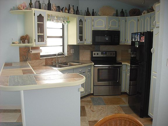 4th image of 3667 Southseas St