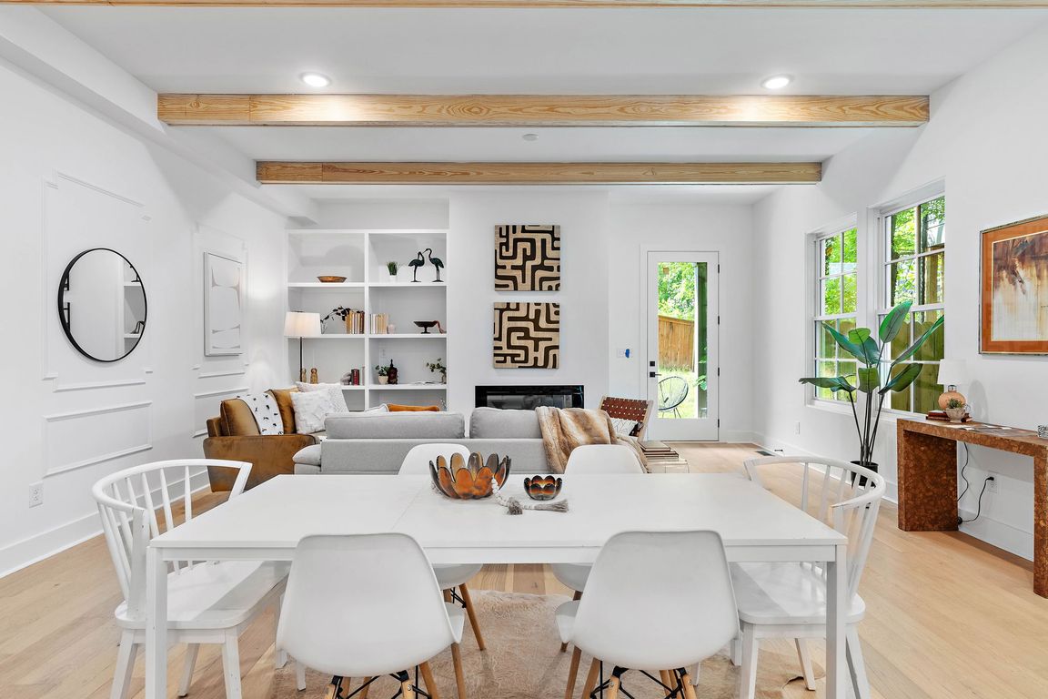 next background image