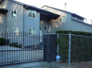 2503 NE Corbett Hill Rd, Corbett, OR 97019