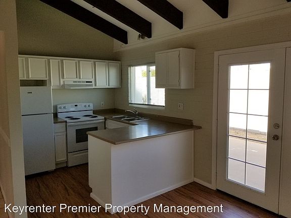 5th image of 2512 E Paradise Ln