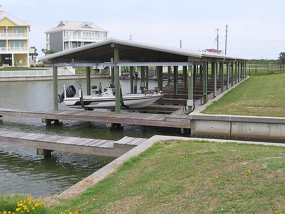 3rd image of 4114 Sea Grass Ln