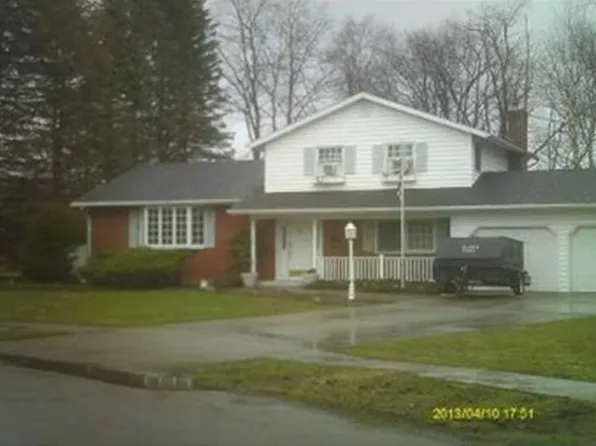 8 Upland Ter, Allegany, NY 14706