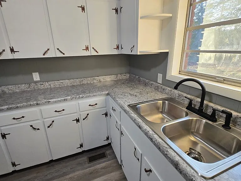 375 Fairfield Dr — Photo 26