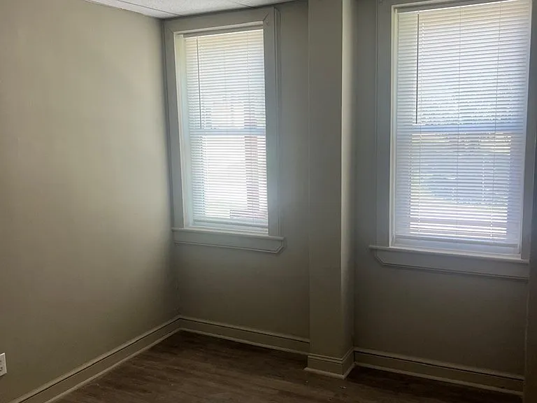 400 City Ave — Photo 8