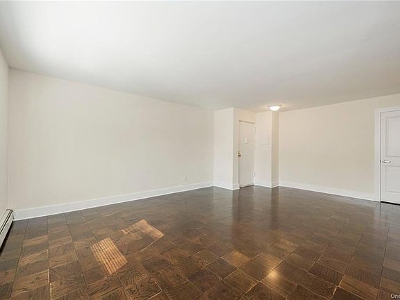 3rd image of 507 White Plains Rd APT 1C