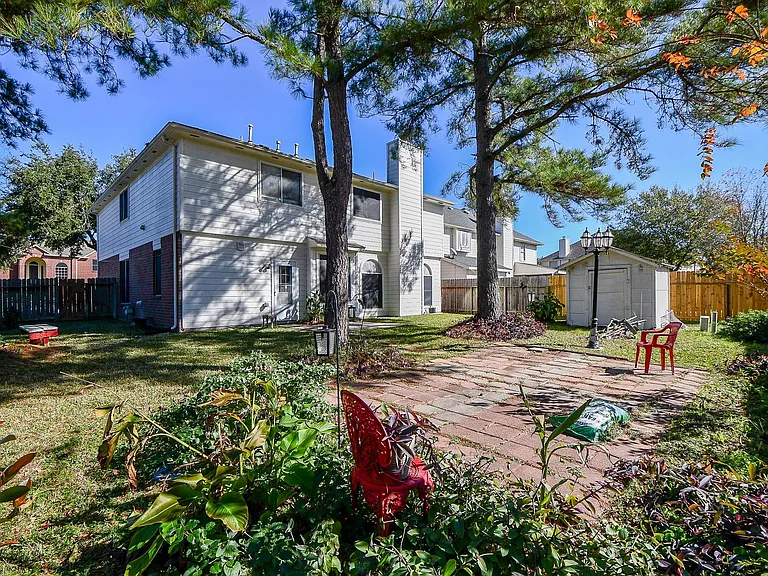 21219 Flat Creek Ln — Photo 33