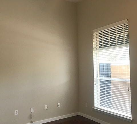 3rd image of 1700 Meeting Pl APT 111