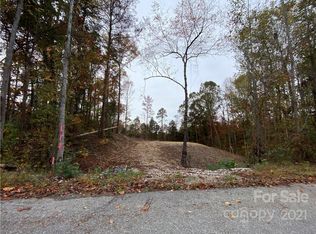 113 Sir Lancelot Ln, Kings Mountain, NC 28086