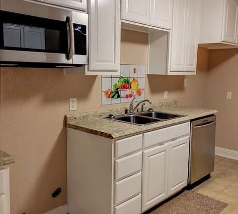 3rd image of 1207 W 24th St