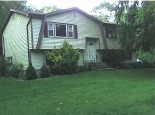 281 Bardonia Rd, Nanuet, NY 10954