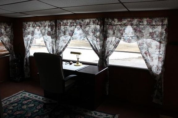 Many windows great light