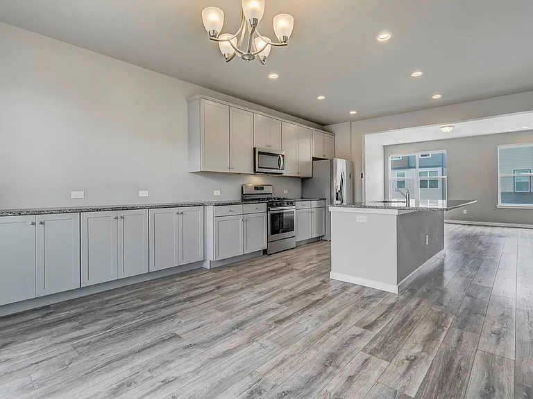 1354 Sunshine Valley Way — Photo 37
