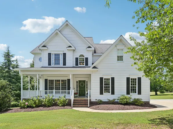 3501 Meadowhaven Dr, Apex, NC 27539