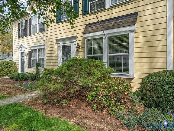 3rd image of 10109 Robin Lee Ln