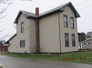 422 E Main St, Harrisville, PA 16038