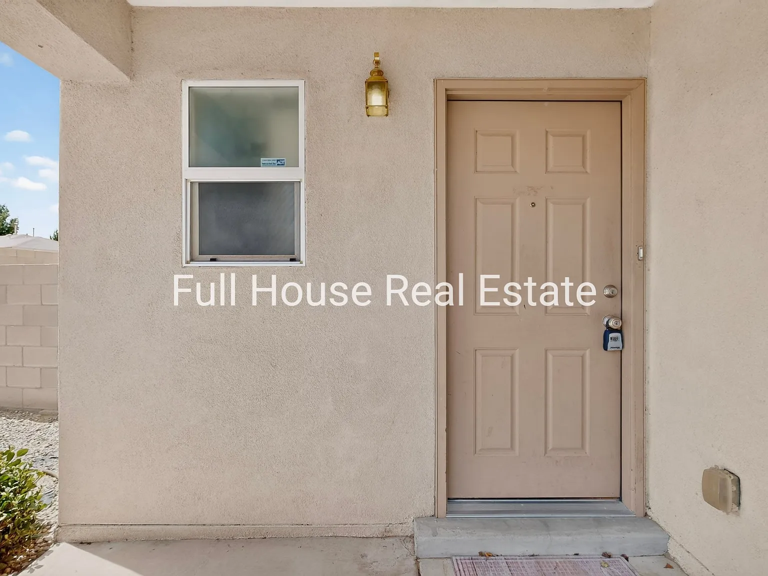 11001 Milky Way St NW — Photo 4
