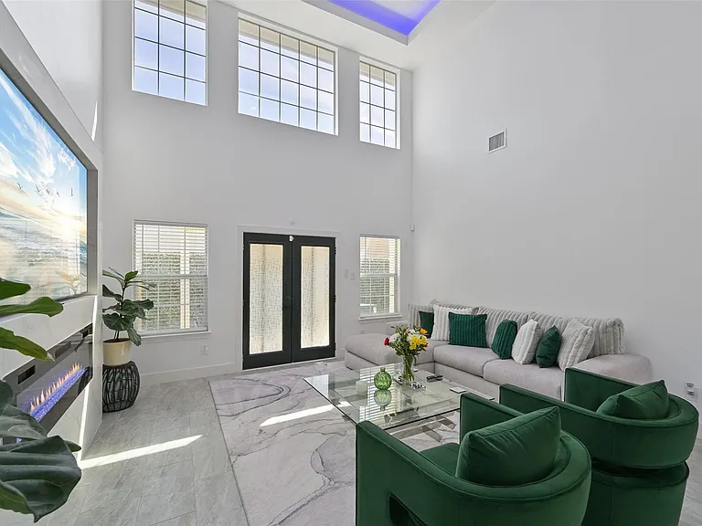 2007 Que Manor Dr — Photo 16