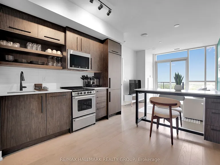 560 Rideau St #1405 — Photo 8