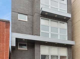 2207 W Belmont Ave #1, Chicago, IL 60618