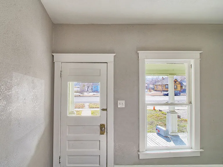1144 Grand Ave — Photo 13