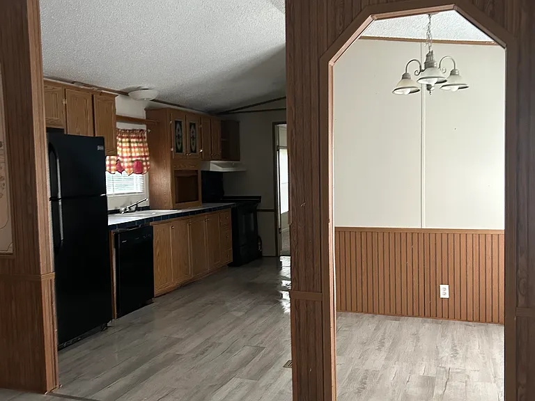106 Carmen Ln — Photo 5