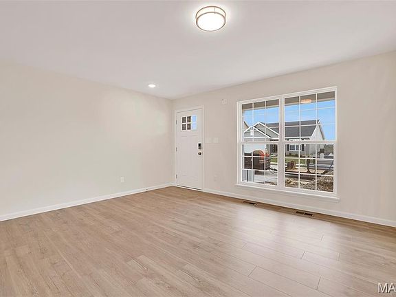 4th image of 1519 Winding Meadows Dr
