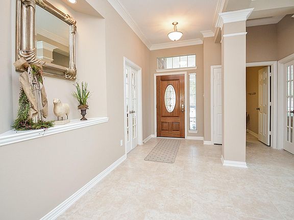 4th image of 28522 Hayden Park Dr