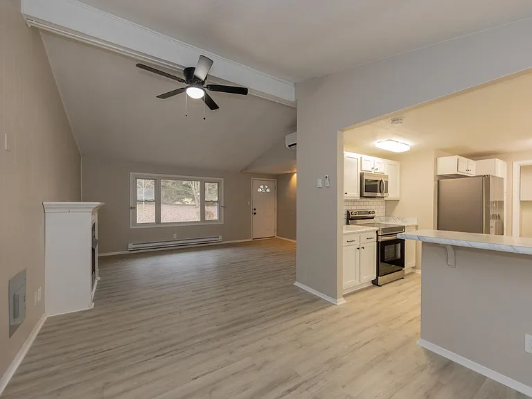8752 S Spring Valley Park Dr — Photo 5